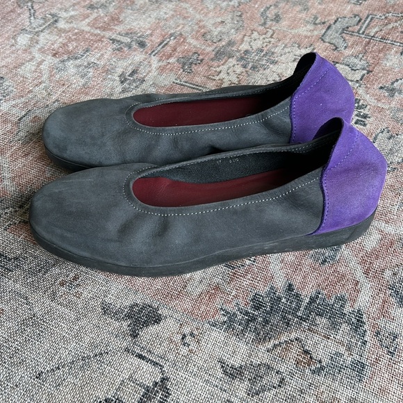 Arche Achette Nubuck Leather Gray and Purple Cushioned Ballet Flats - Picture 2 of 6